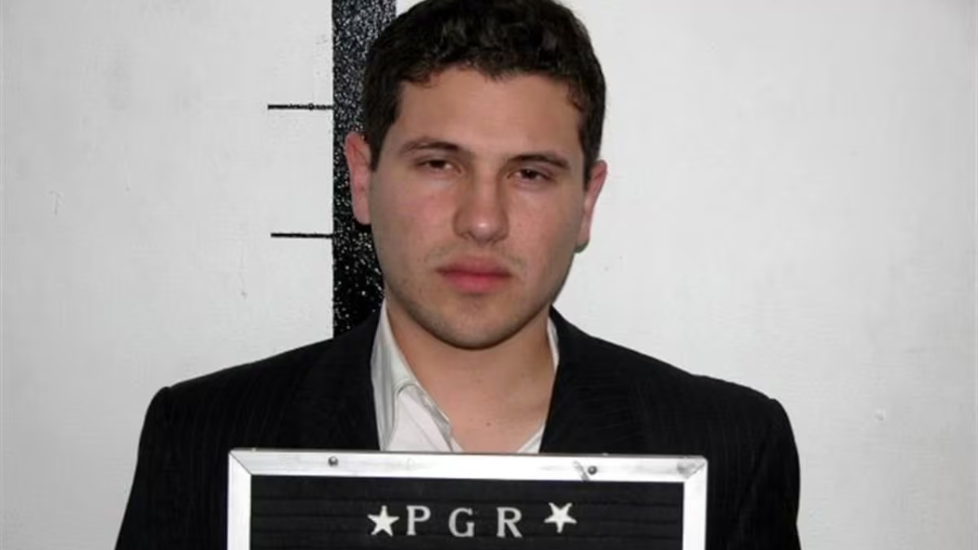 Así es el túnel por el cual escapó Iván Archivaldo, hijo del Chapo Guzmán en Culiacán
