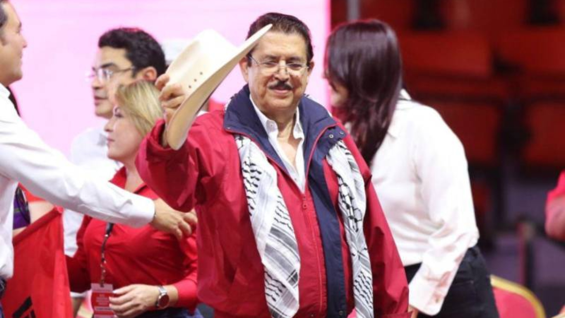 Manuel Mel Zelaya alianzas asamblea general Libre