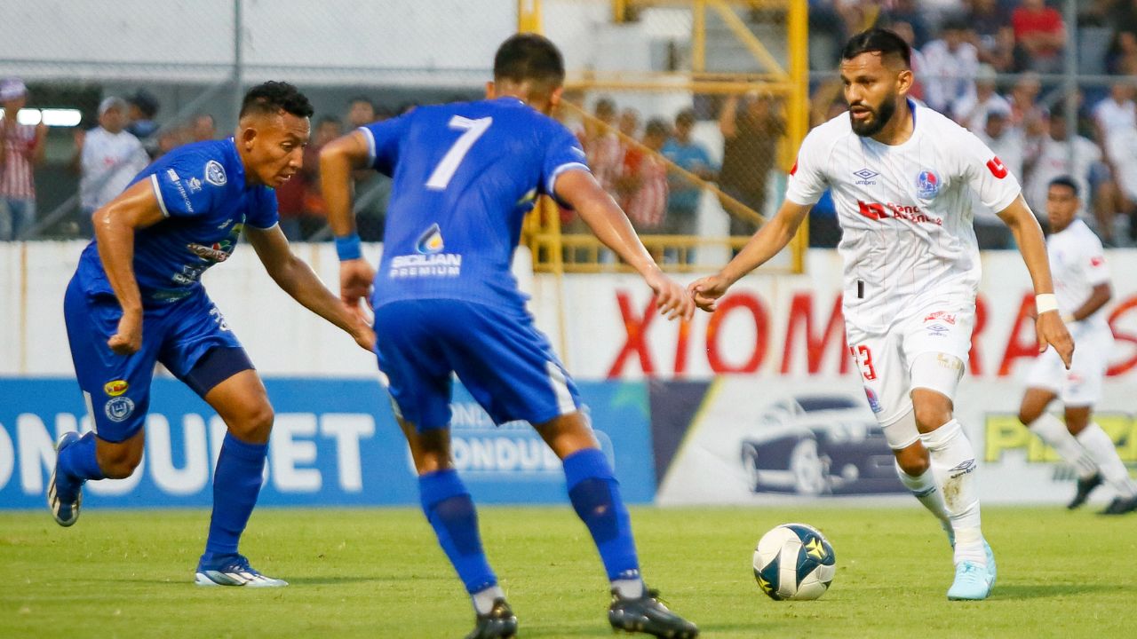 Olimpia vs Victoria