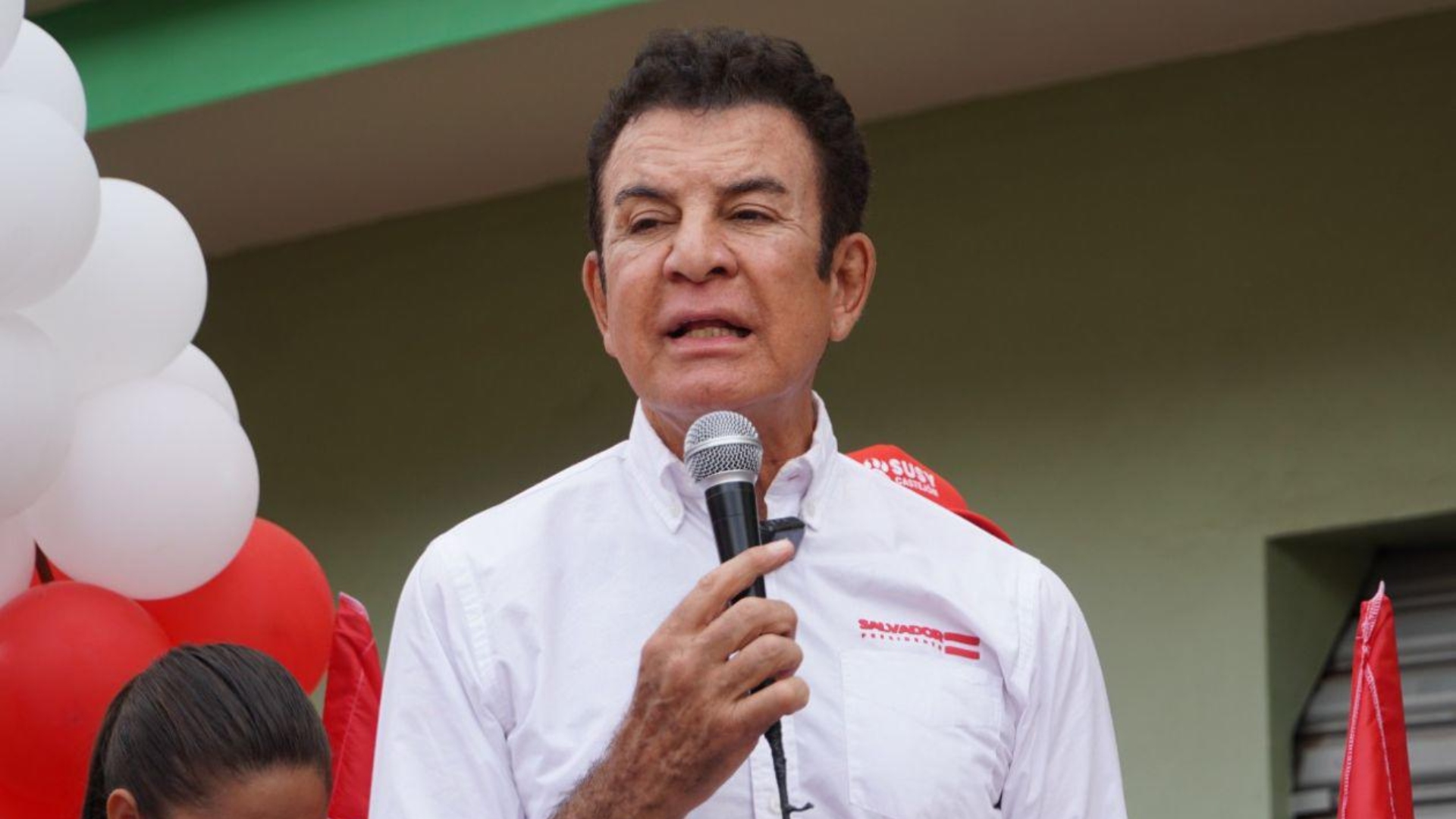 Salvador Nasralla propone reintroducir clases de cívica, religión y educación vial si llega a la presidencia