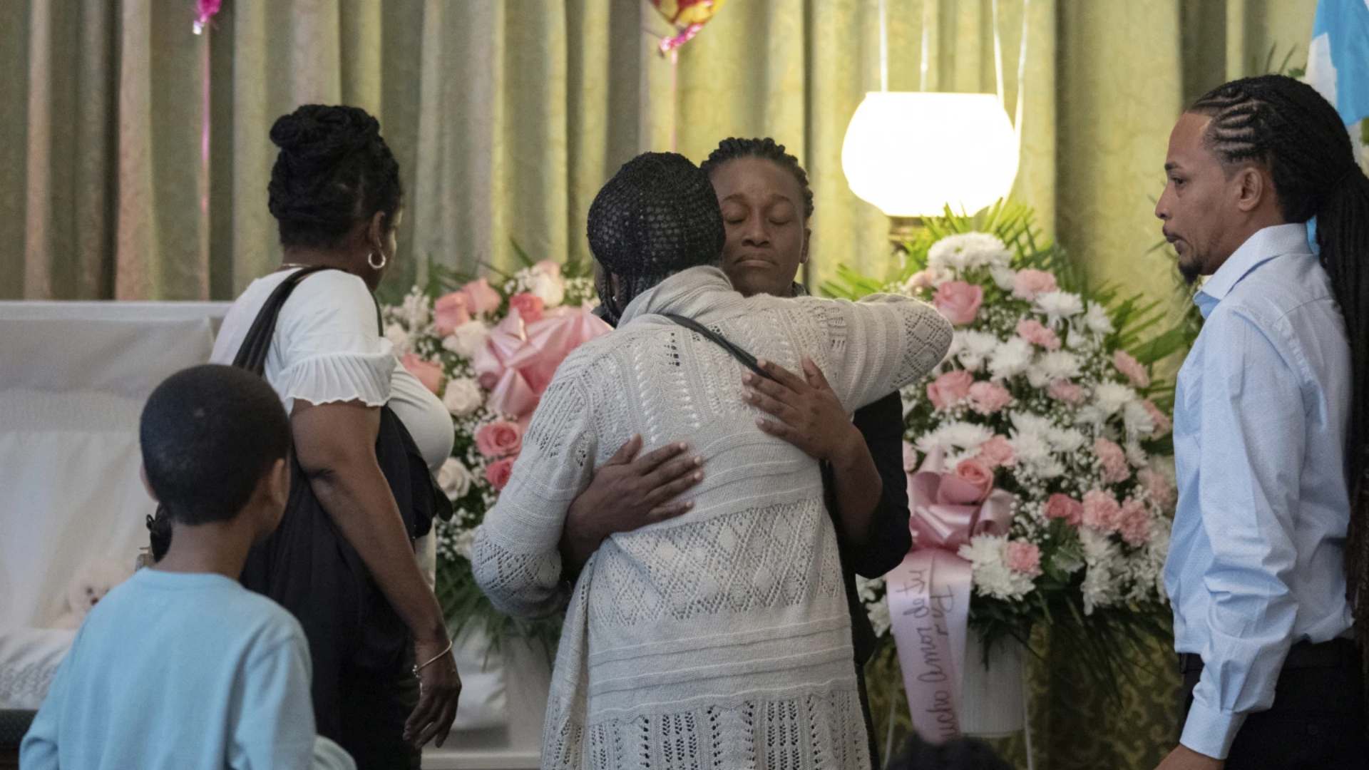 Gobierno de EE. UU. enfrenta demanda por muerte de niña hondureña bajo custodia migratoria
