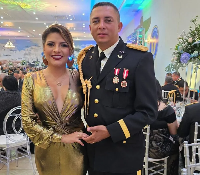  Sarahí Espinal confiesa cómo revisa a su esposo para confirmar fidelidad