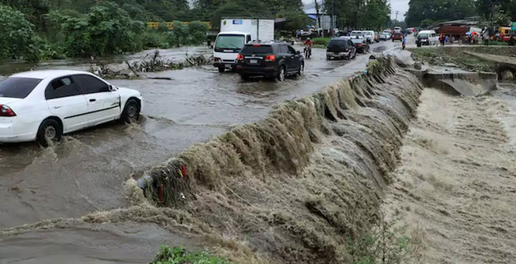 CENAOS vigila ondas tropicales que dejarían lluvias a partir del martes en varias zonas del país