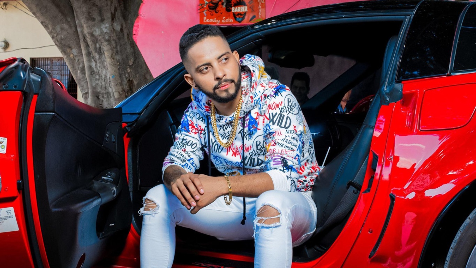 Supuesta desaparición de artista Maynor MC en Colombia desata preocupación en Honduras