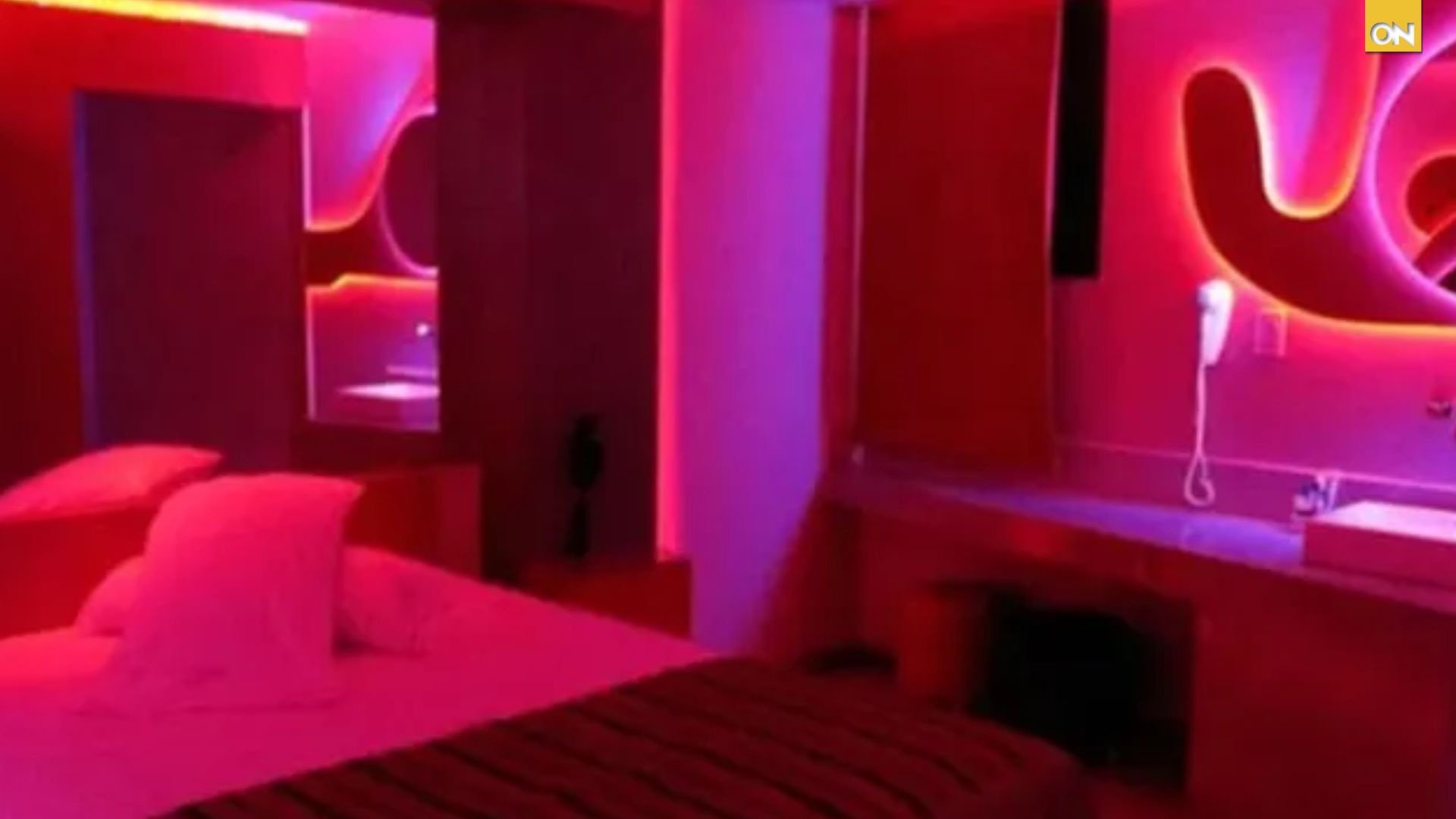 motel mujer