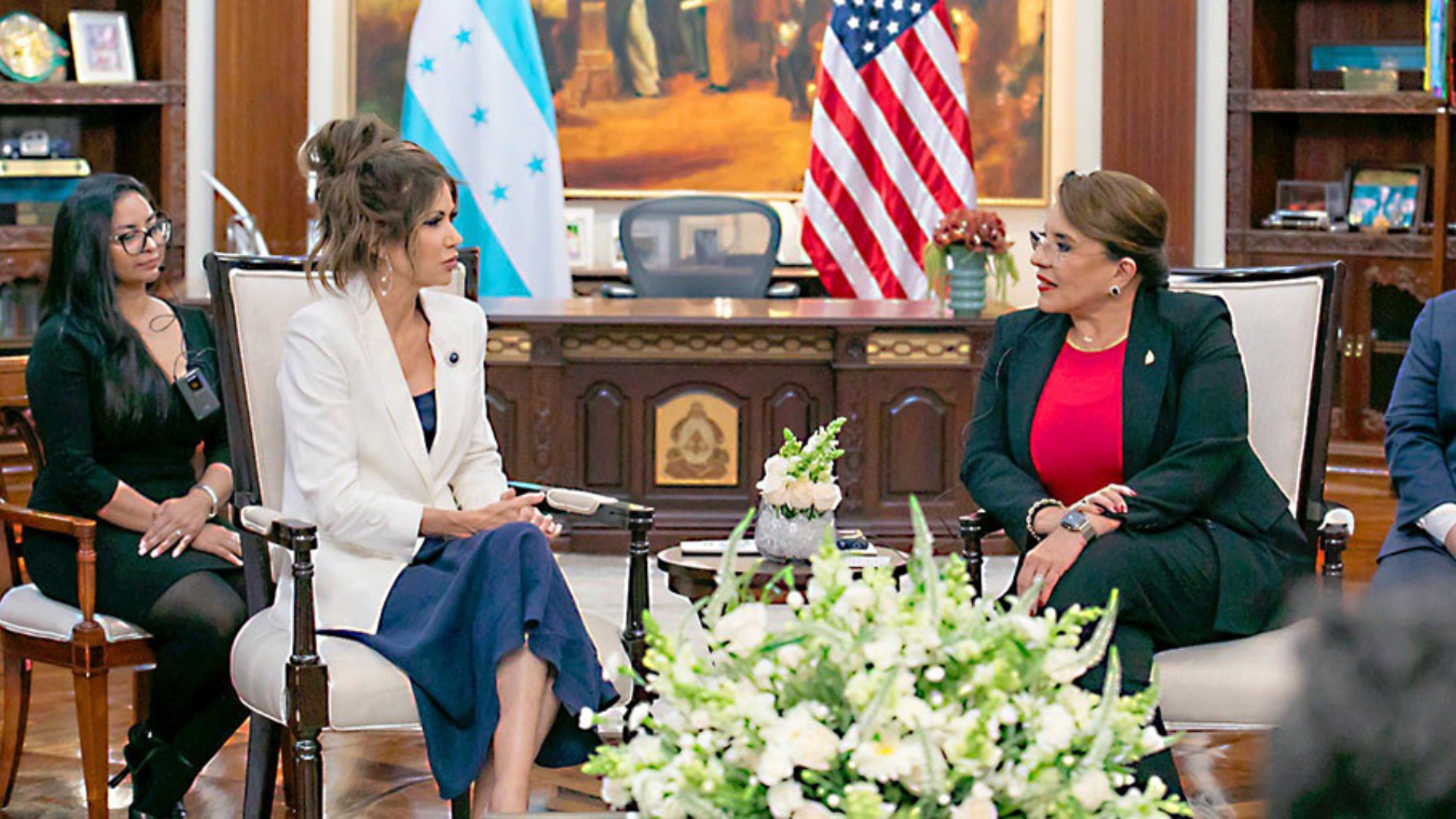 Xiomara Castro solicita extensión del TPS a Estados Unidos durante reunión con Kristi Noem