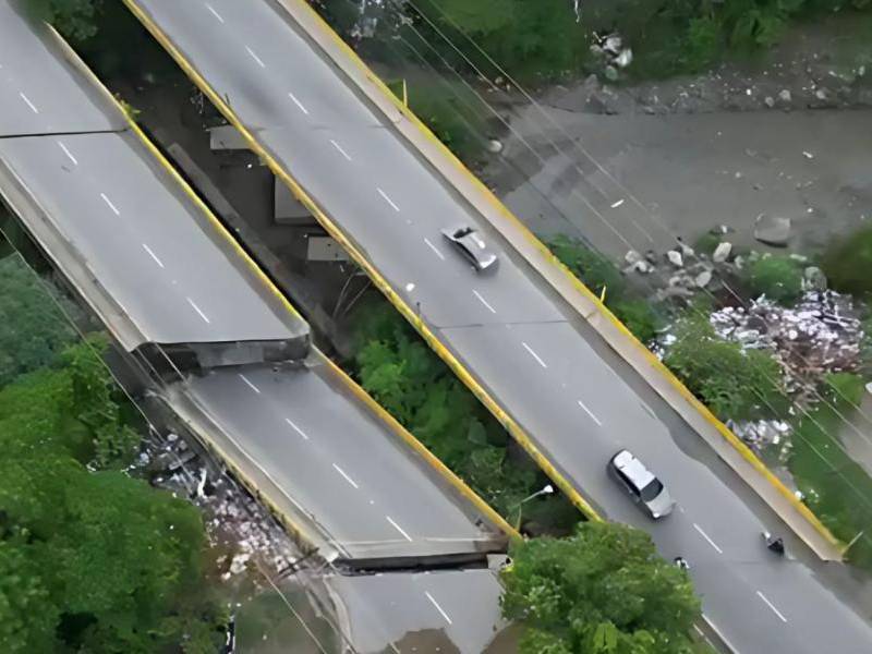 ¿Profecía cumplida? Mujer hondureña advirtió caída de puentes y uno colapsa en San Pedro Sula