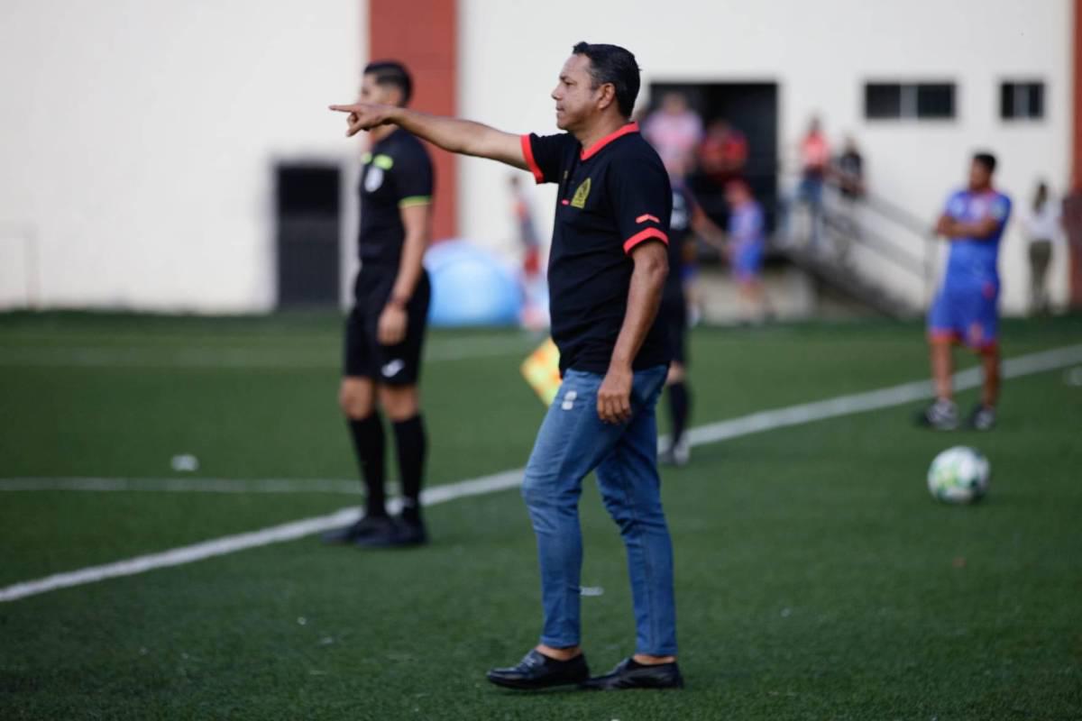 Olimpia saca a Dani Turcios como técnico de Reservas y nombra a una leyenda del club