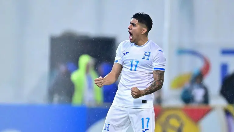 Luis Palma cambia de equipo y se mantiene en el futbol de Europa | TUDN Fútbol | TUDN