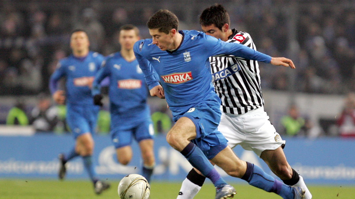 Lech Poznań – Udinese. Lewandowski po raz pierwszy zagrał w Europie na wiosnę - Przegląd Sportowy Onet