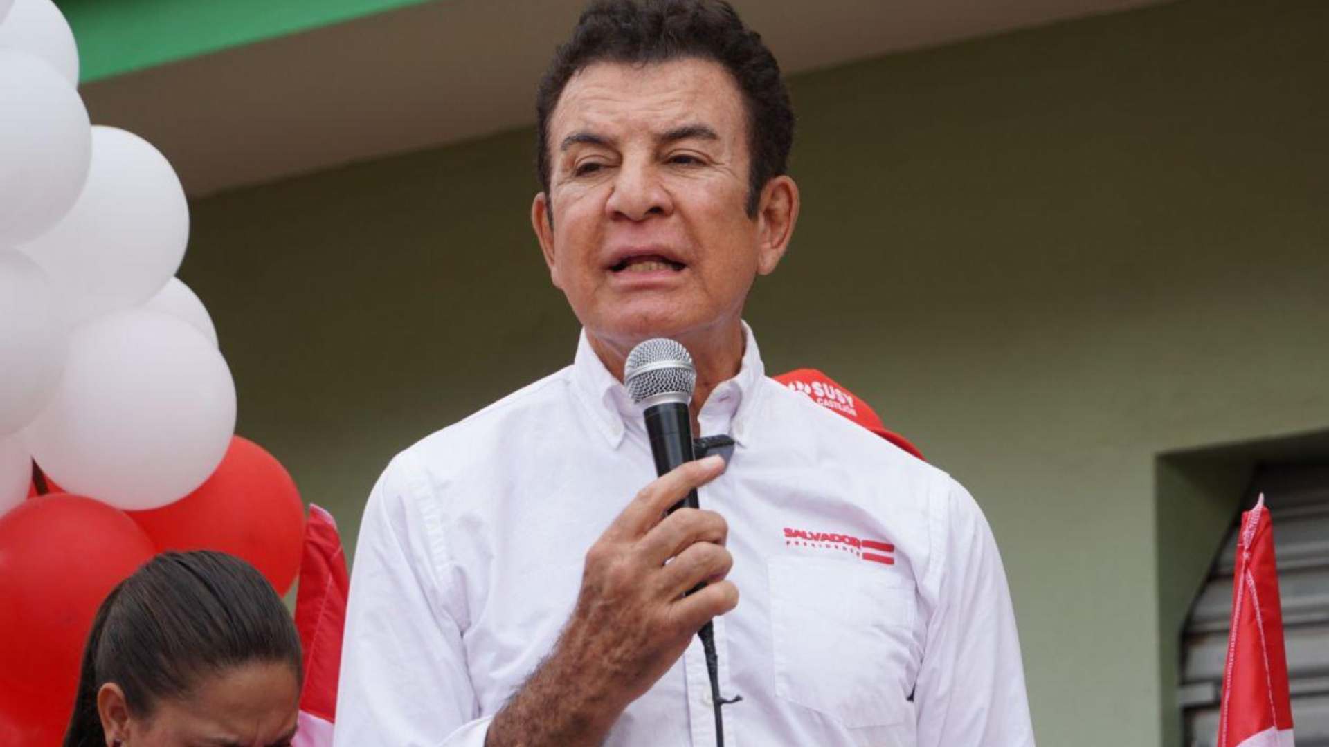 Salvador Nasralla: "No se peleen, porque los de arriba comemos en la misma mesa"