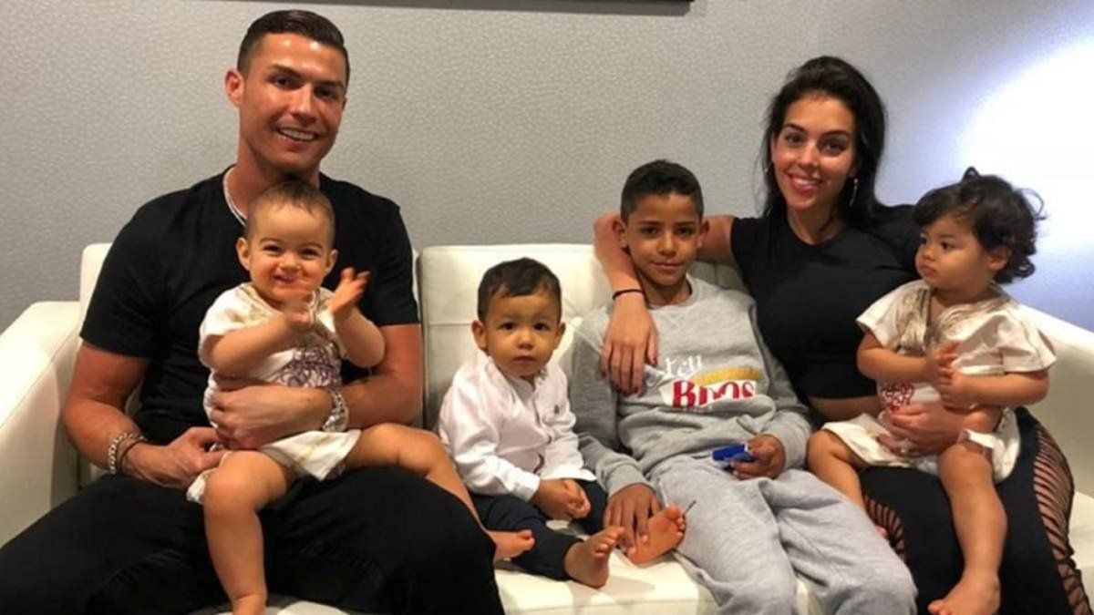 Cuántos hijos tiene Cristiano Ronaldo y quiénes son