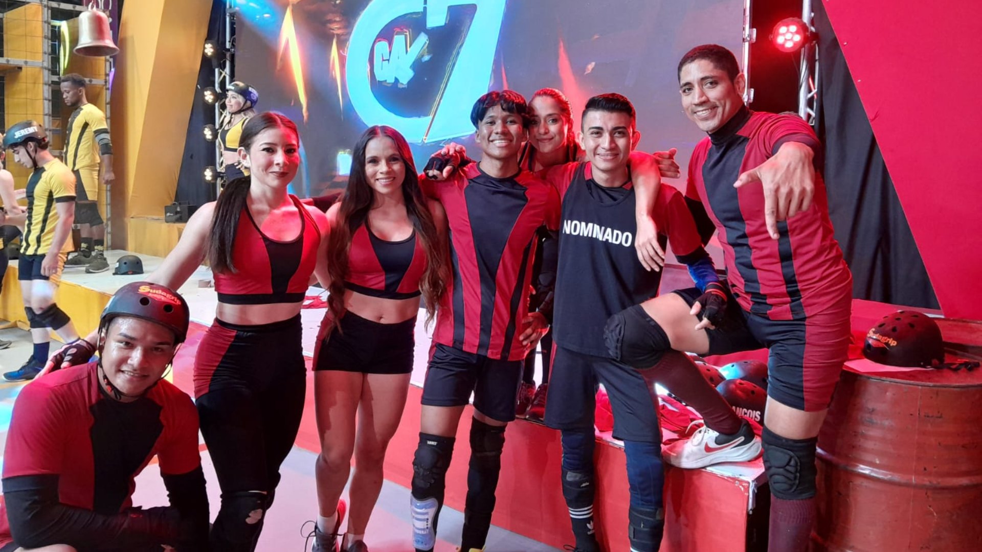 Calle 7 Honduras: El equipo rojo se impone en una jornada de alto voltaje