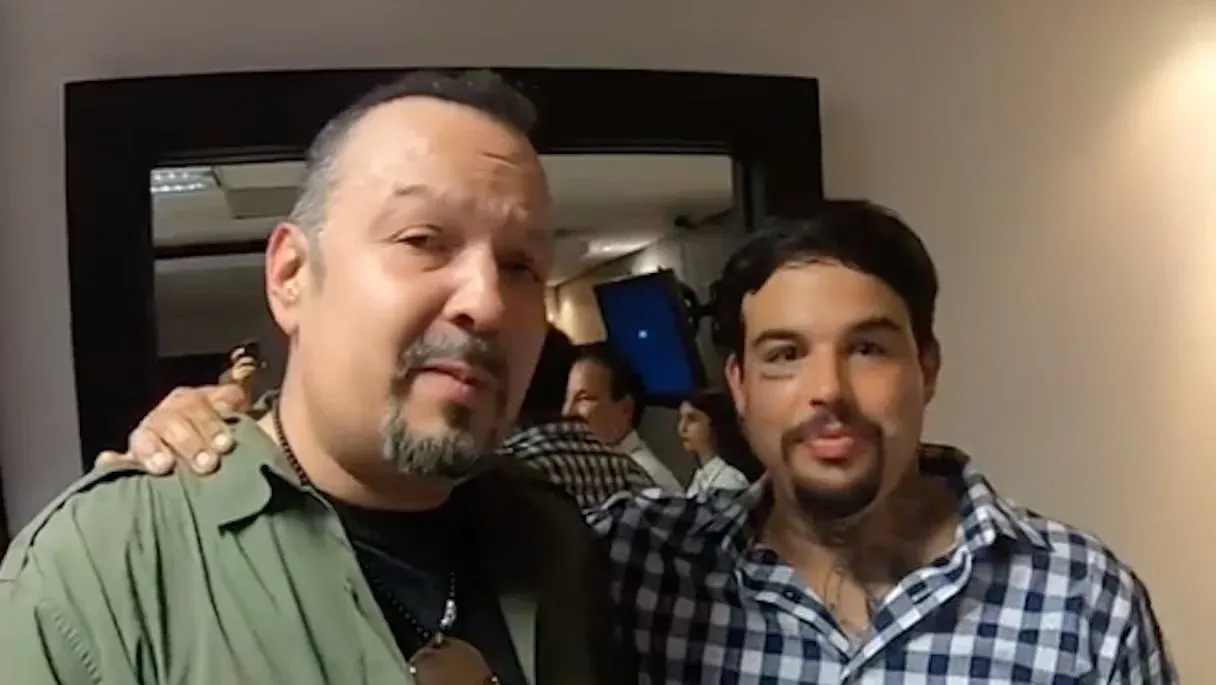 Emiliano estalla contra su padre Pepe Aguilar