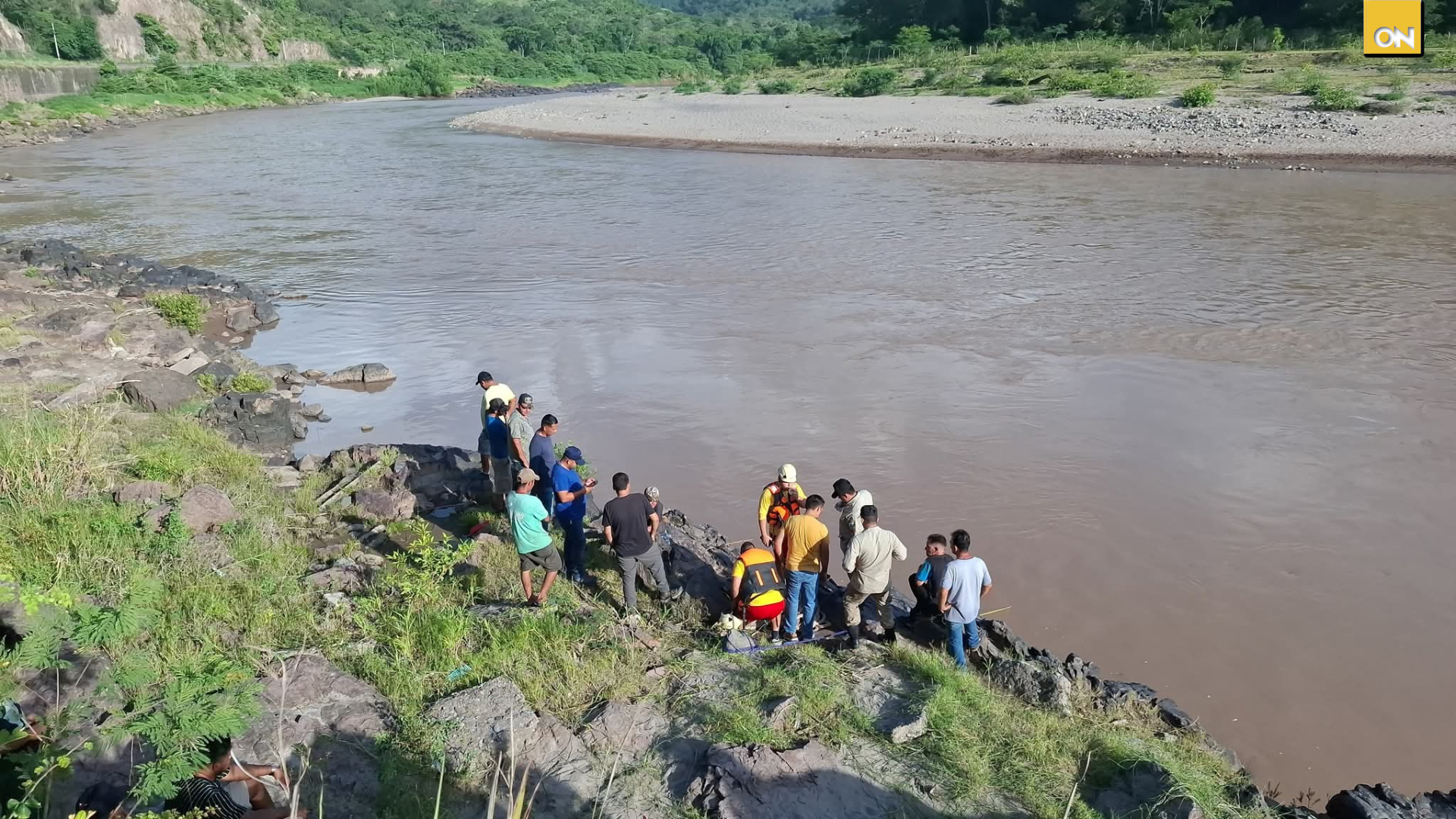 Madre hijo río Ulúa