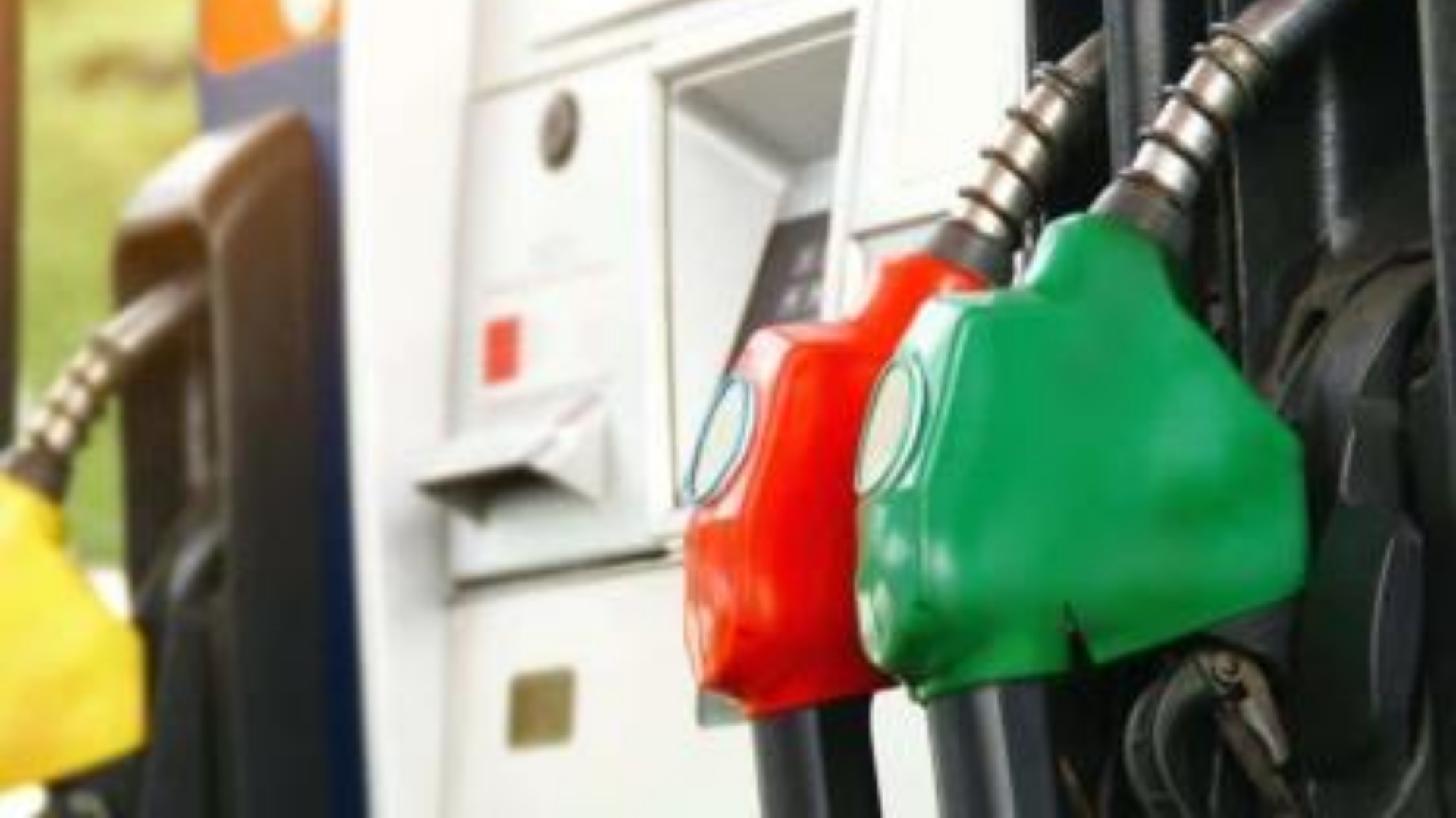 Precios de los combustibles en Honduras registrarán alzas y rebajas desde este lunes