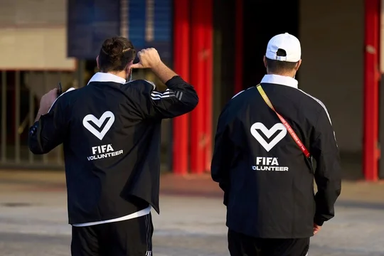 FIFA abrió la inscripción para voluntarios del Mundial 2026 - Linea de Cuatro