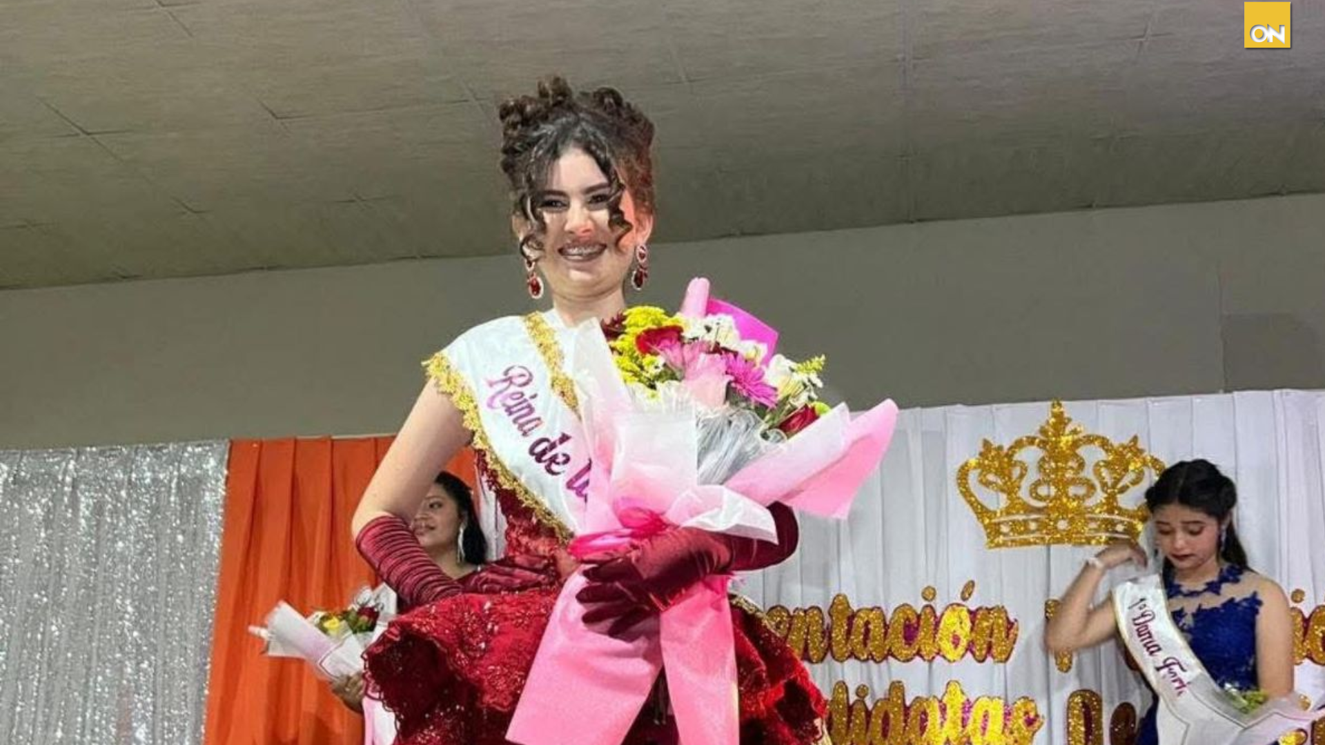 Reina de feria en Atlántida