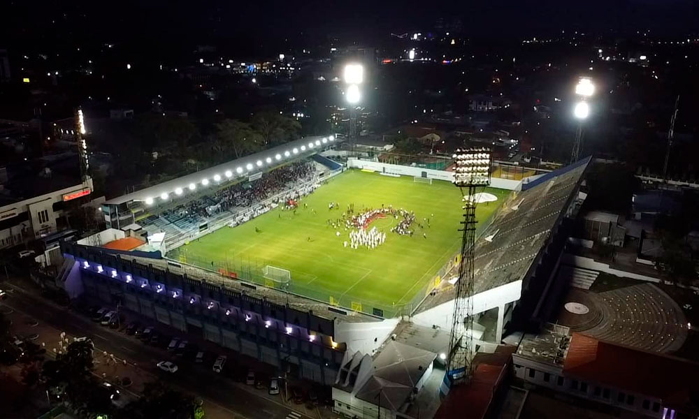 Presidenta Castro reapertura el Estadio Morazán – Diario Deportivo Más