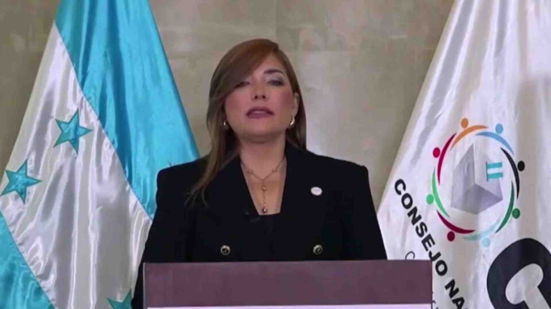 Ana Paola Hall CNE