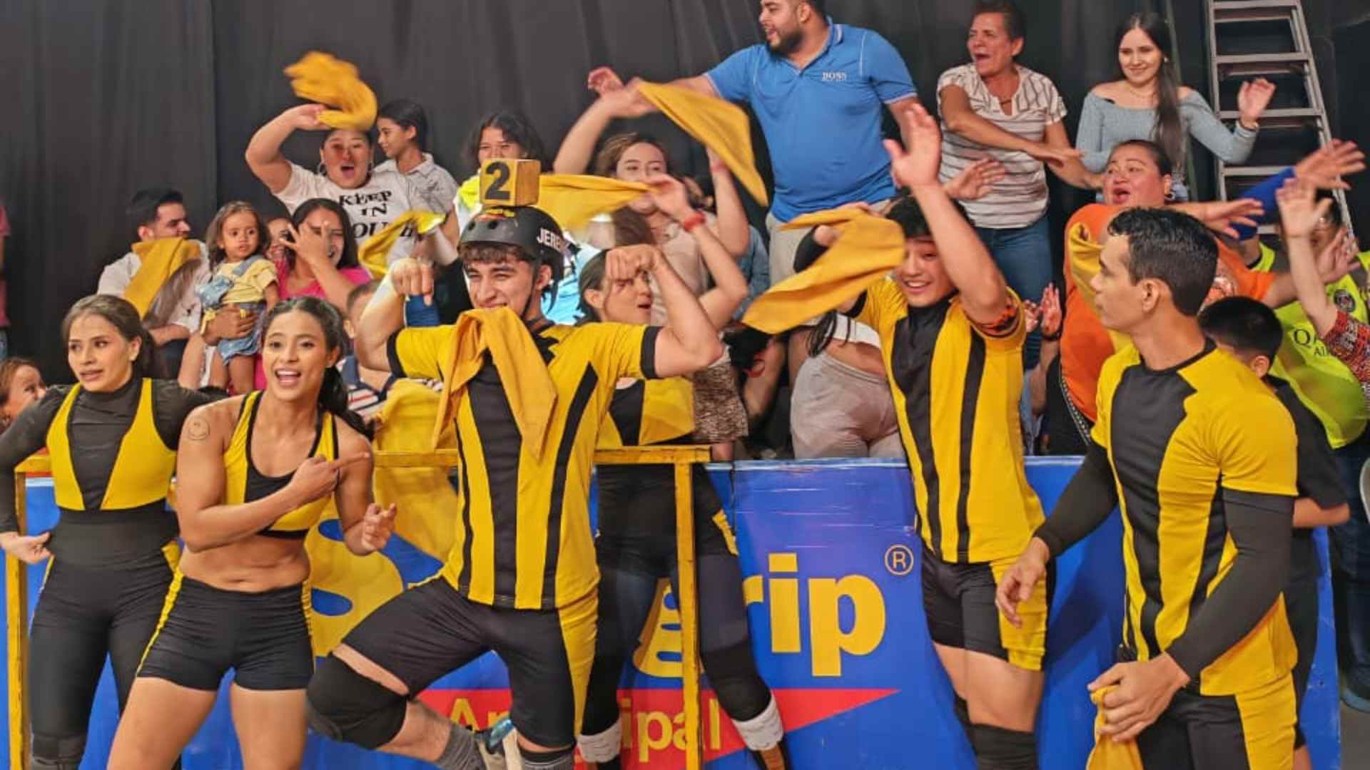 El equipo amarillo domina y se lleva la victoria en Calle 7 Honduras