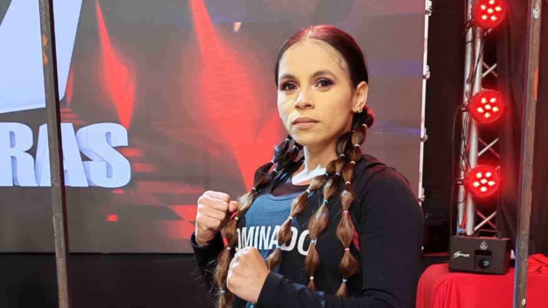Yenny, capitana del rojo, nominada por bajos votos del público en Calle 7 Honduras