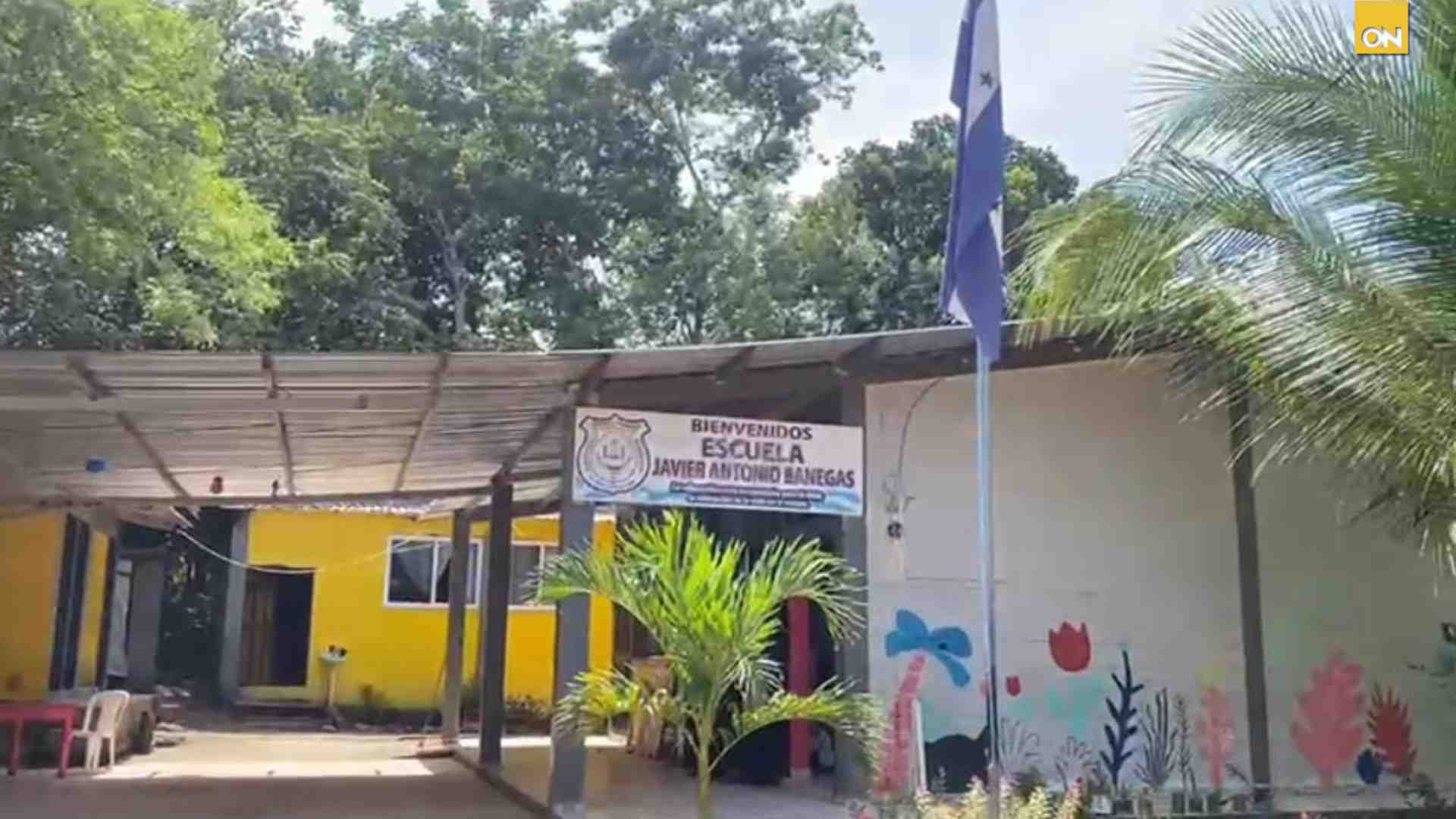 Escuela apoyo Tocoa