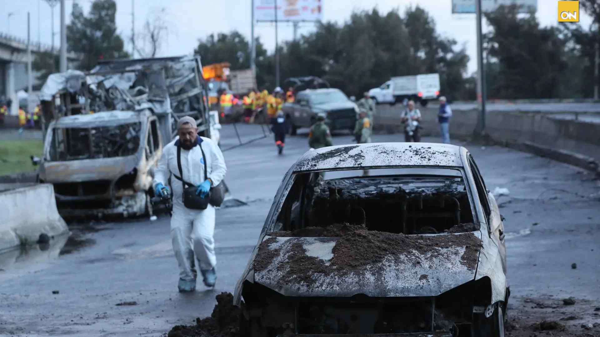 Se eleva a 28 la cifra de muert*s por explosión de camión de gas en Ciudad de México