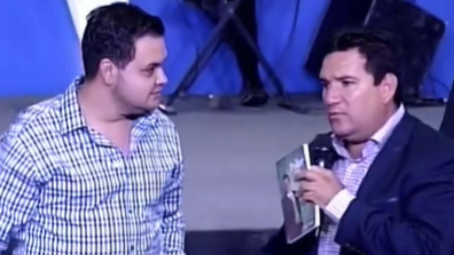 Pastor que pidió terreno llama maldita la ofrenda de lempiras de un hondureño en iglesia de Tegucigalpa