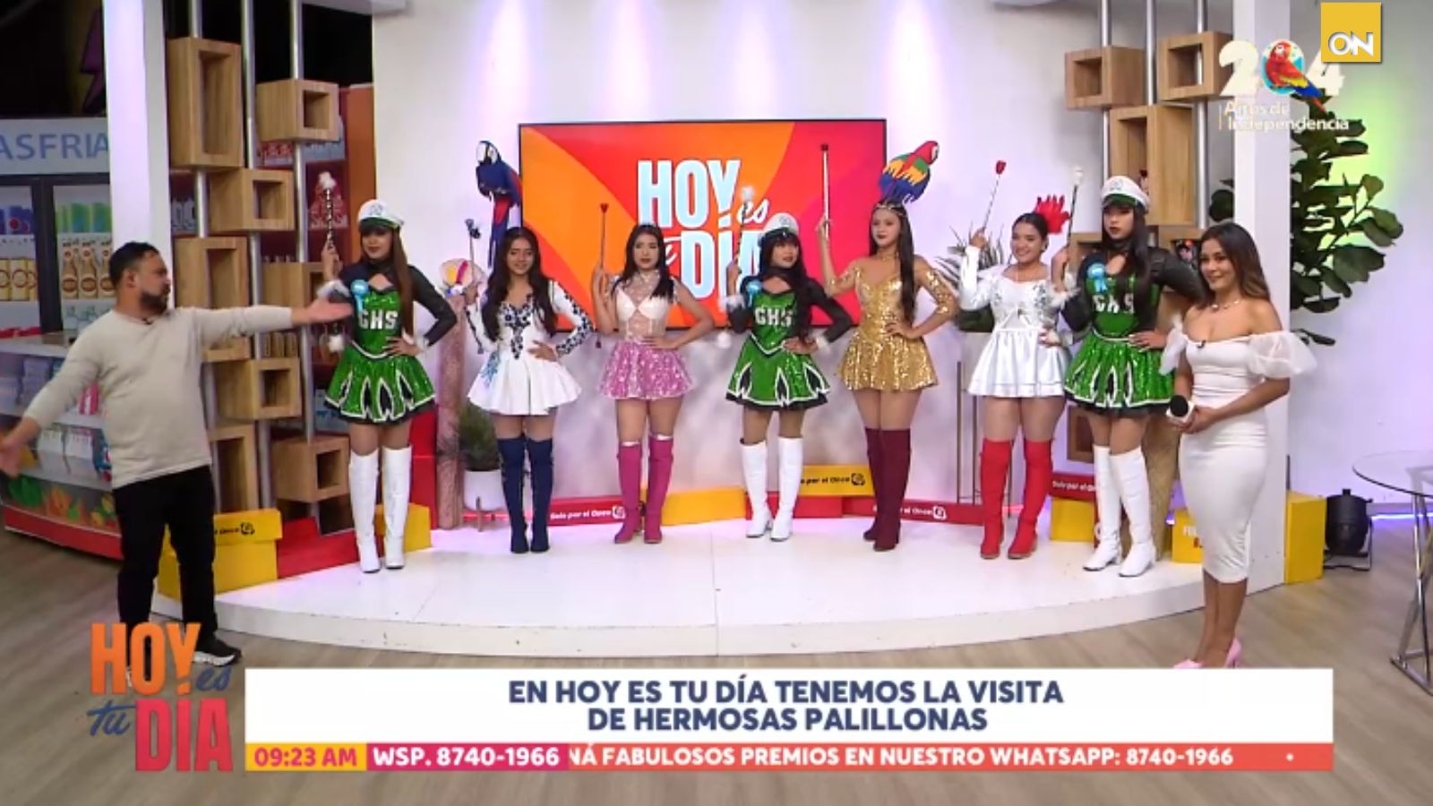 Palillonas deslumbran en Hoy Es Tu Día con carisma y patriotismo tras desfiles patrios