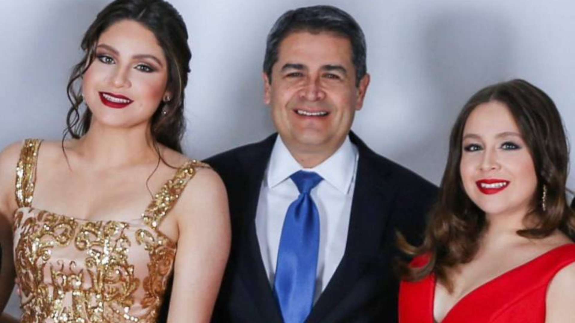 Hijas de Juan Orlando Hernández sobre Feriado Morazánico