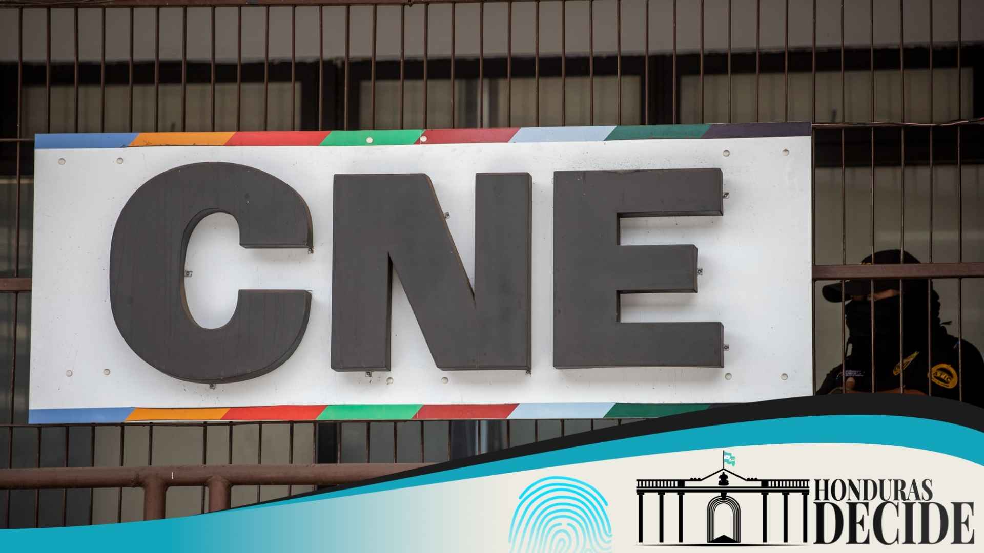 De fracasar la licitación del sistema satelital para transmisión de resultados, el CNE dependerá del retorno físico de las actas