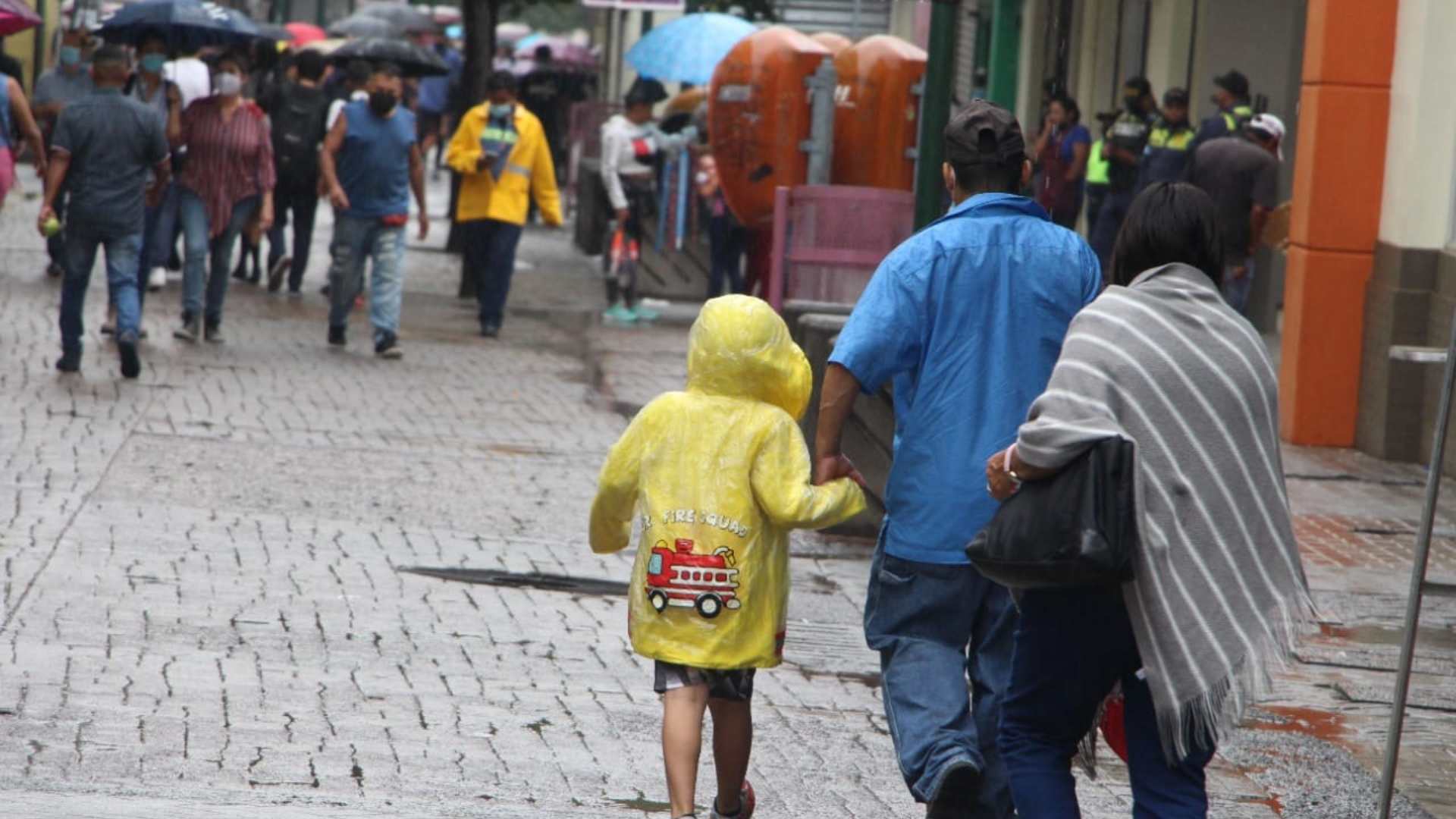 Frente frío provocará lluvias y ligero descenso de temperaturas en varias regiones del país