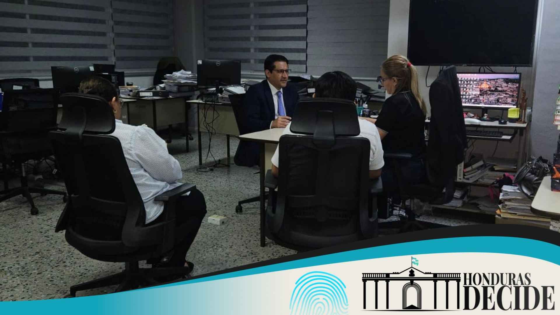 Mario Morazán denuncia usurpación de funciones en el TJE