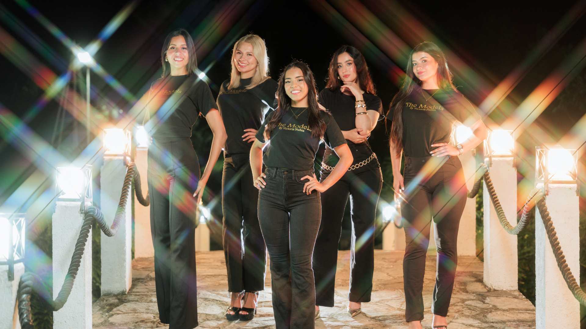 Cinco jóvenes compiten por la corona de Reina Juvenil de la Feria de Talanga 2025