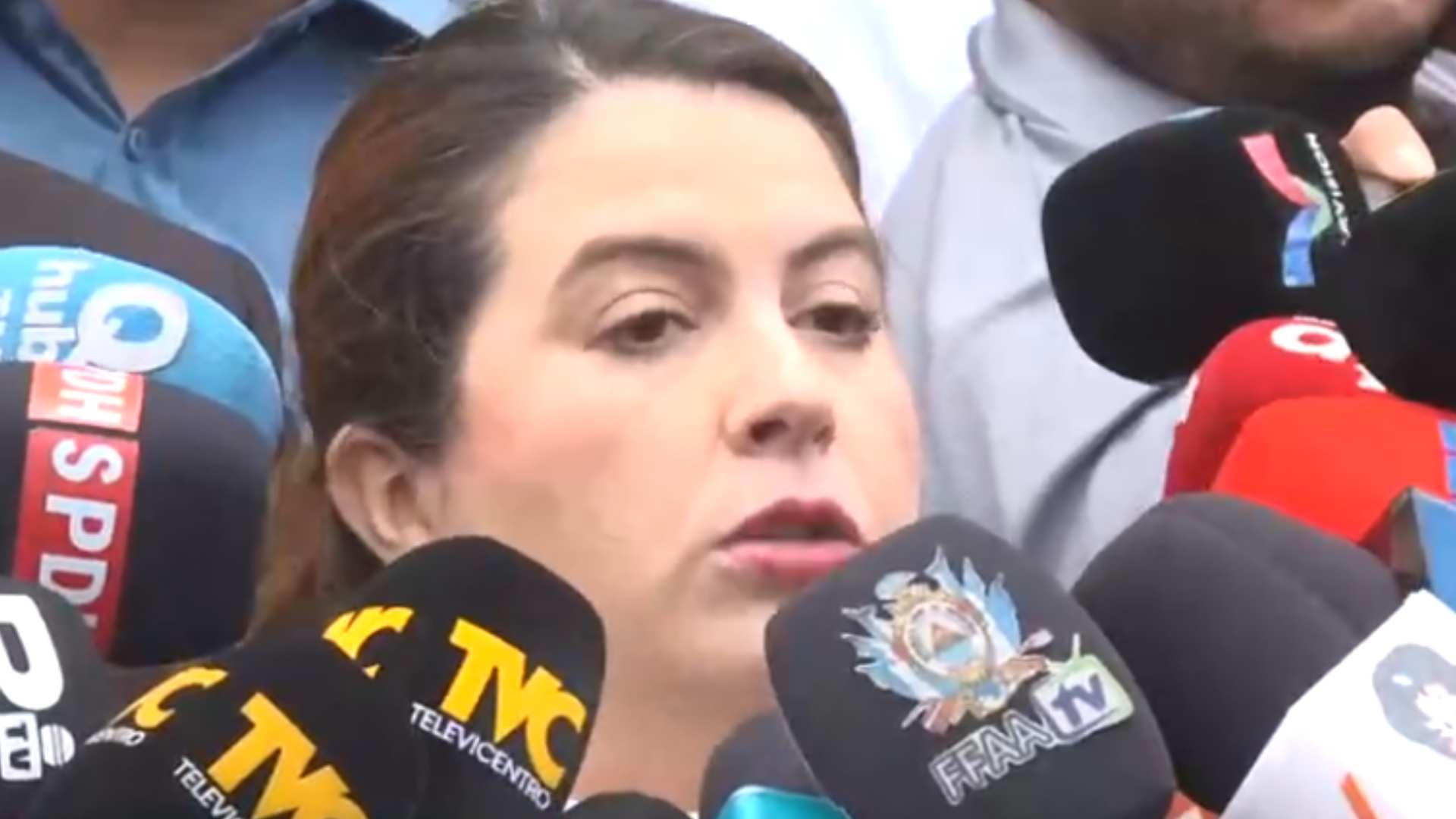 Cossette López presenta recurso de amparo ante CSJ