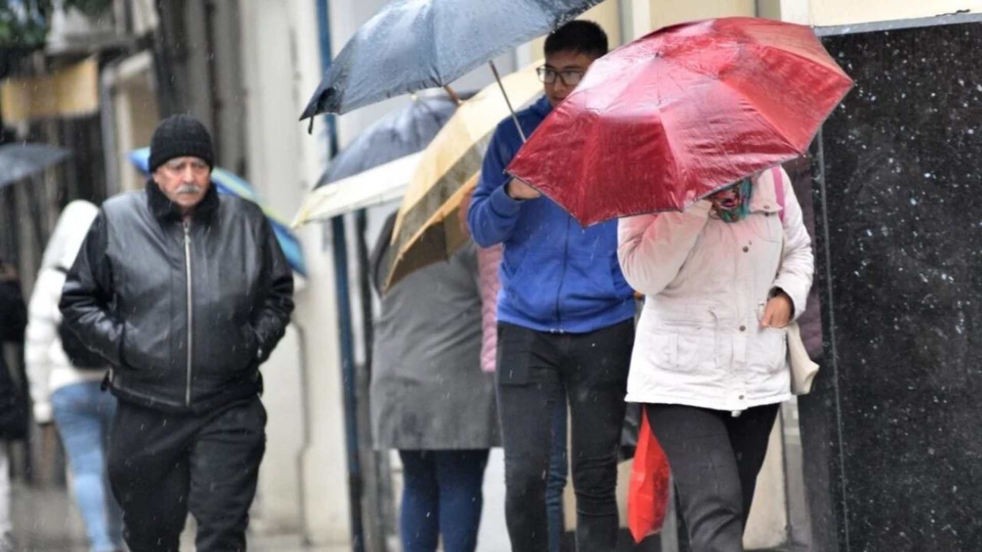 Frente frío provocará fuertes lluvias y descenso de temperatura en el norte de Honduras