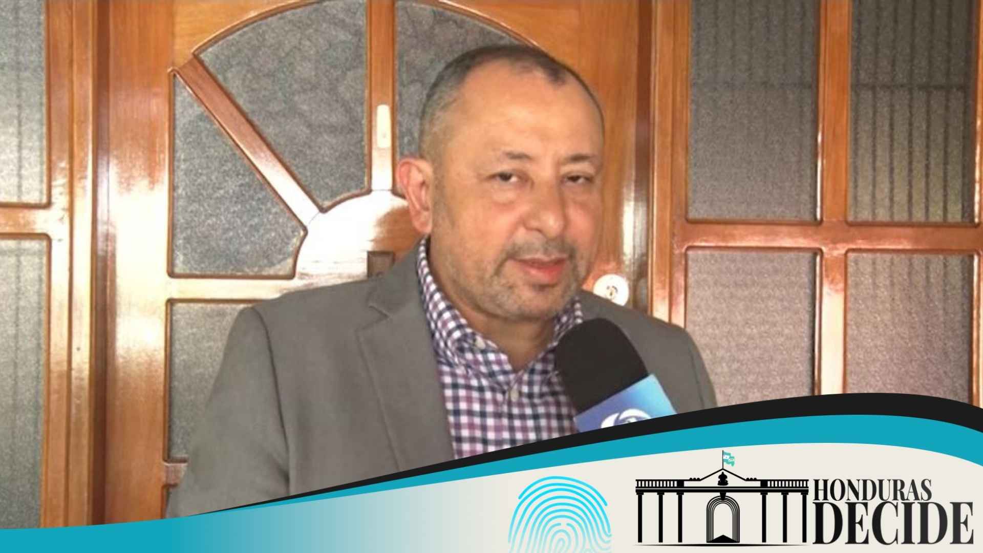 Kenneth Madrid cuestiona viabilidad de propuestas electorales