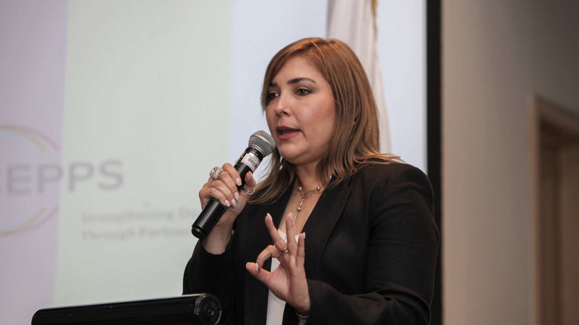 “Lucharé contra cualquier obstáculo”: Consejera Ana Paola Hall