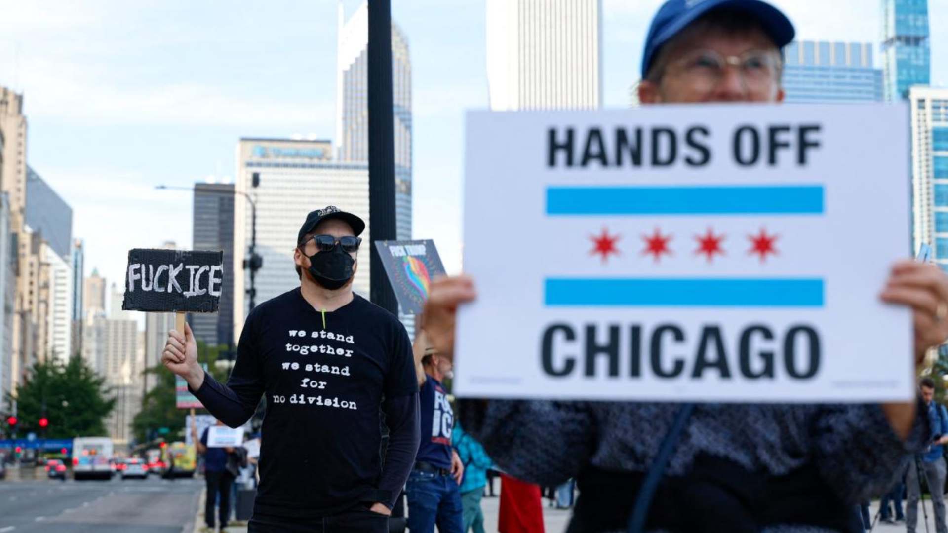 Autorizan liberación de migrantes tras polémicas redadas en Chicago