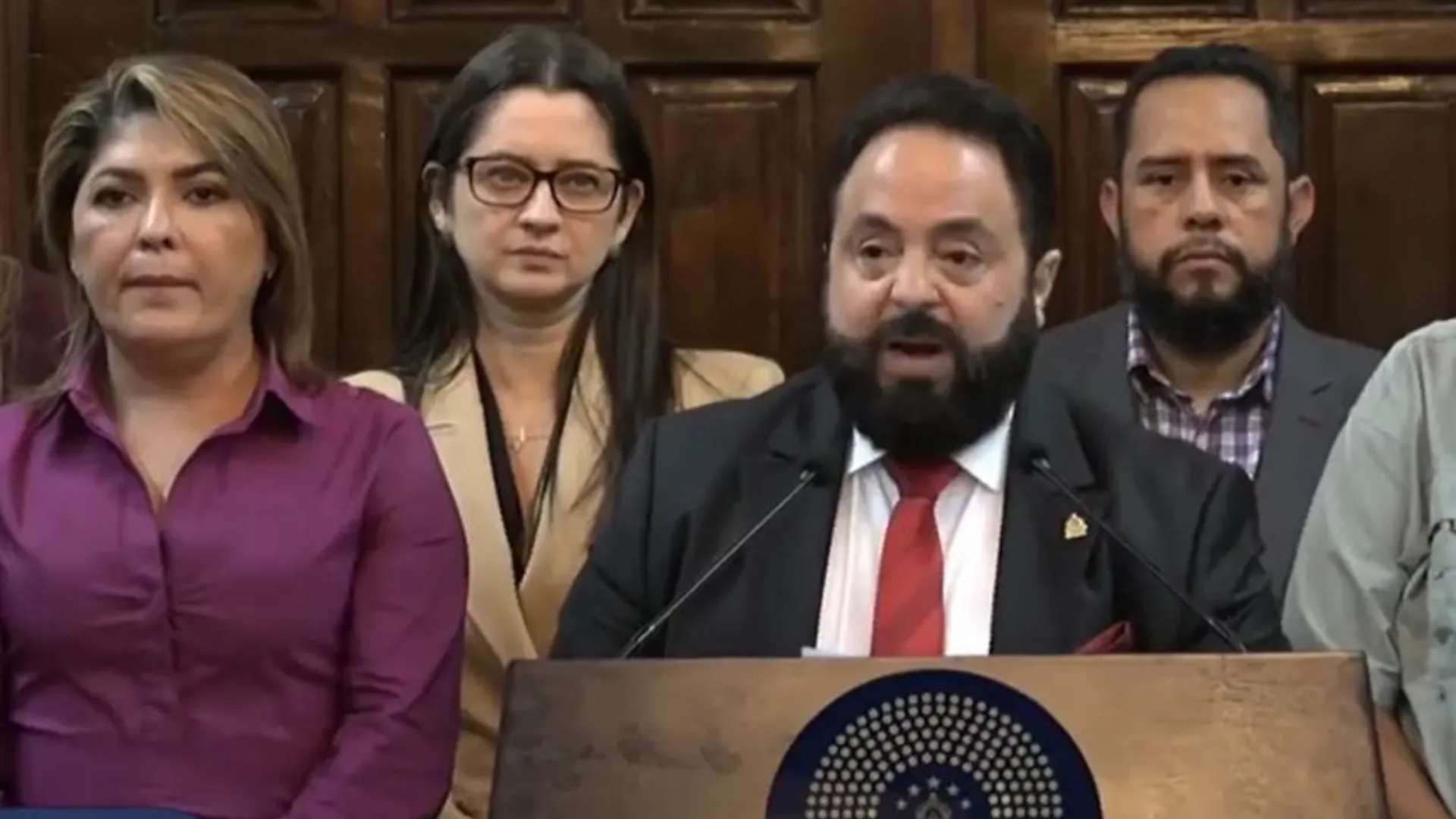 Comisión Permanente acusa a Donald Trump de “interferir en el libre ejercicio del sufragio”