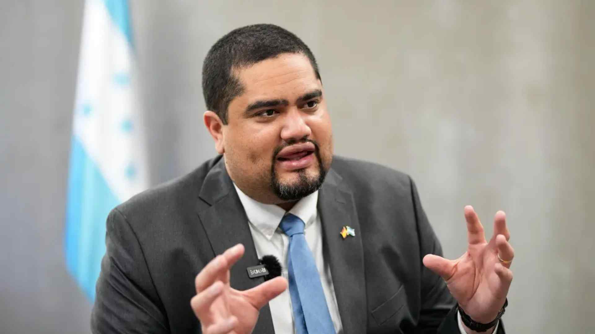 José Carlos Cardona afirma que 23 diputados del PL negocian con un nacionalista la presidencia del Congreso Nacional