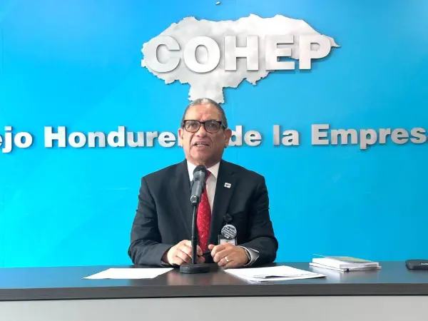 “No hay que comer ansias”: Armando Urtecho pide calma ante resultados del CNE