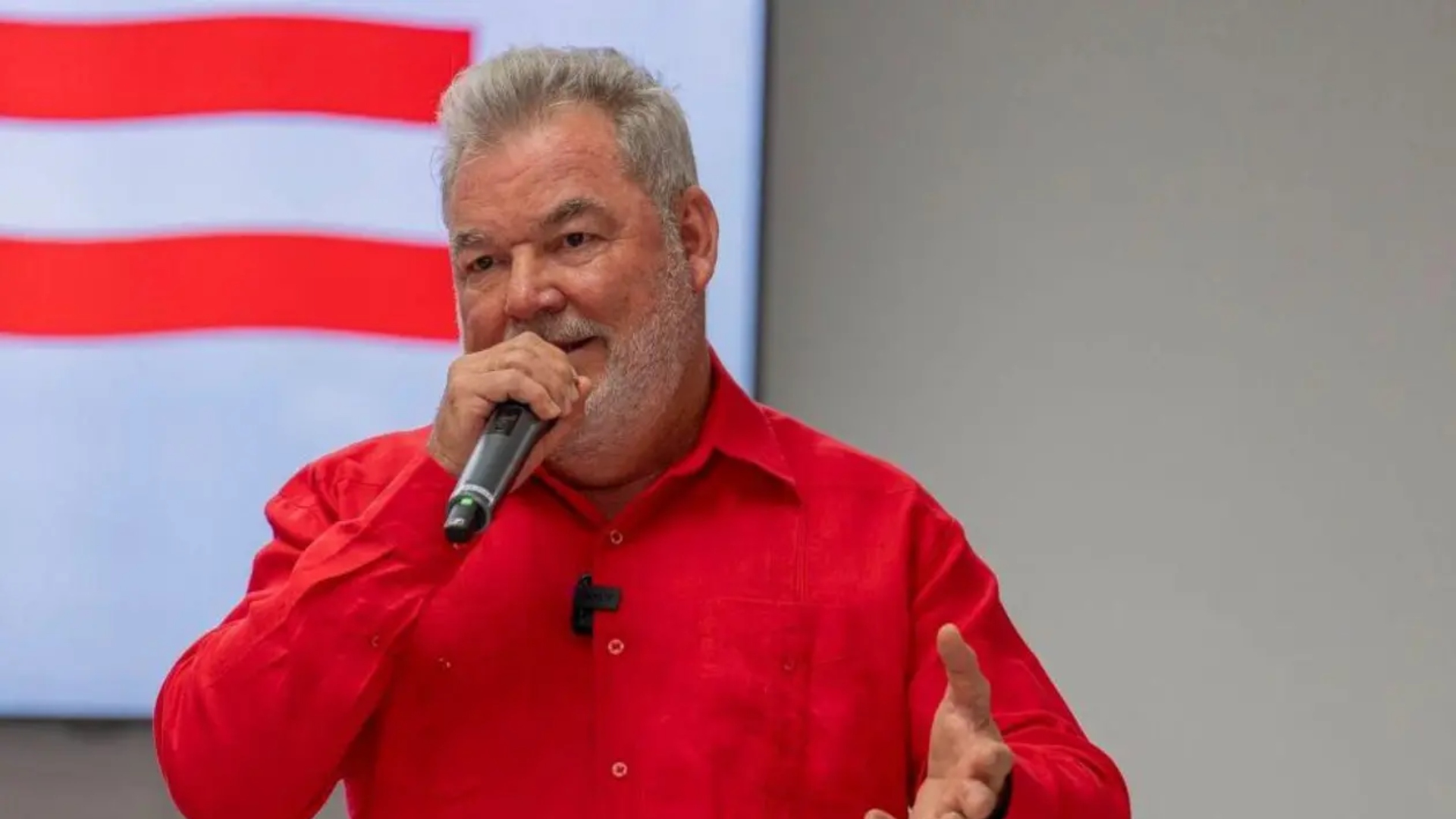Roberto Contreras se deslinda del escrutinio en el CNE y responsabiliza a Nasralla y Elvi