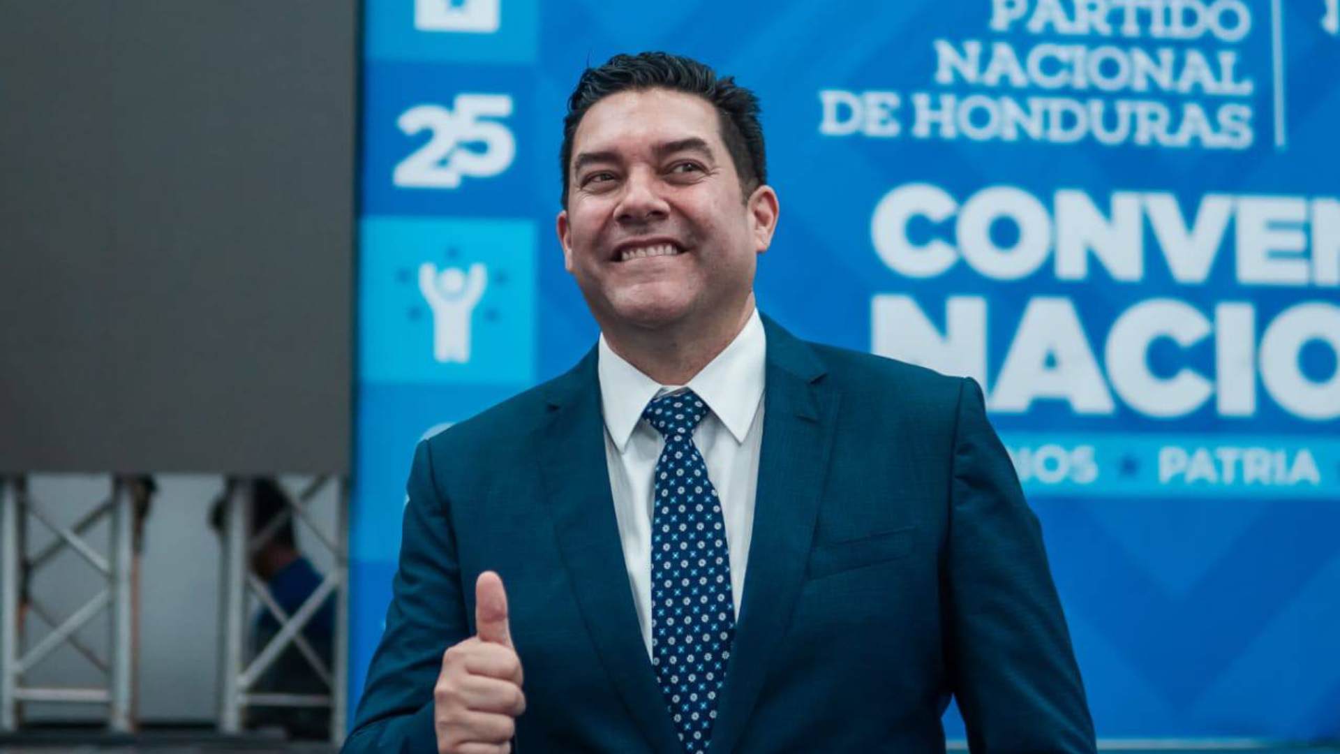 Juan Diego Zelaya llama a la calma y pide respetar tiempos del CNE de resultados en Distrito Central