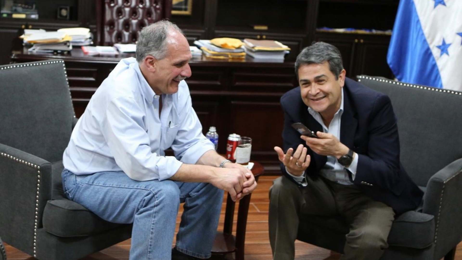 Juan Orlando Hernández se pronuncia y felicita a Nasry Asfura