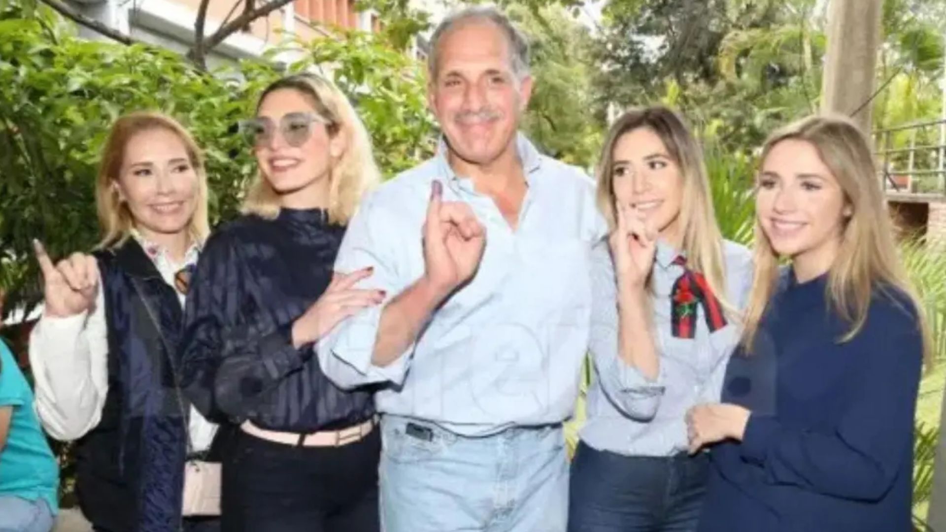 nueva-familia-presidencial-de-Honduras.jpg