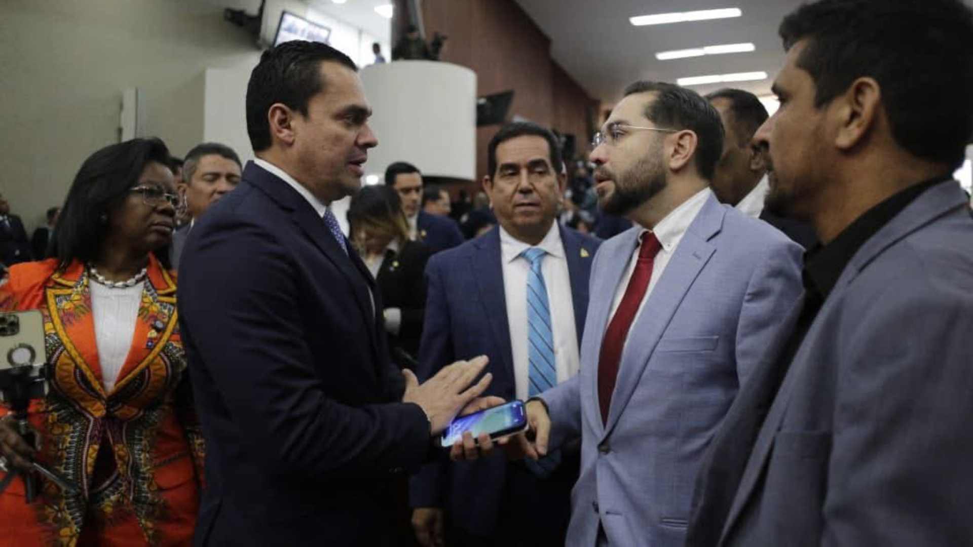 Liberales y Nacionalistas sellan 10 acuerdos que marcarán el Congreso Nacional ¿Cuáles son?