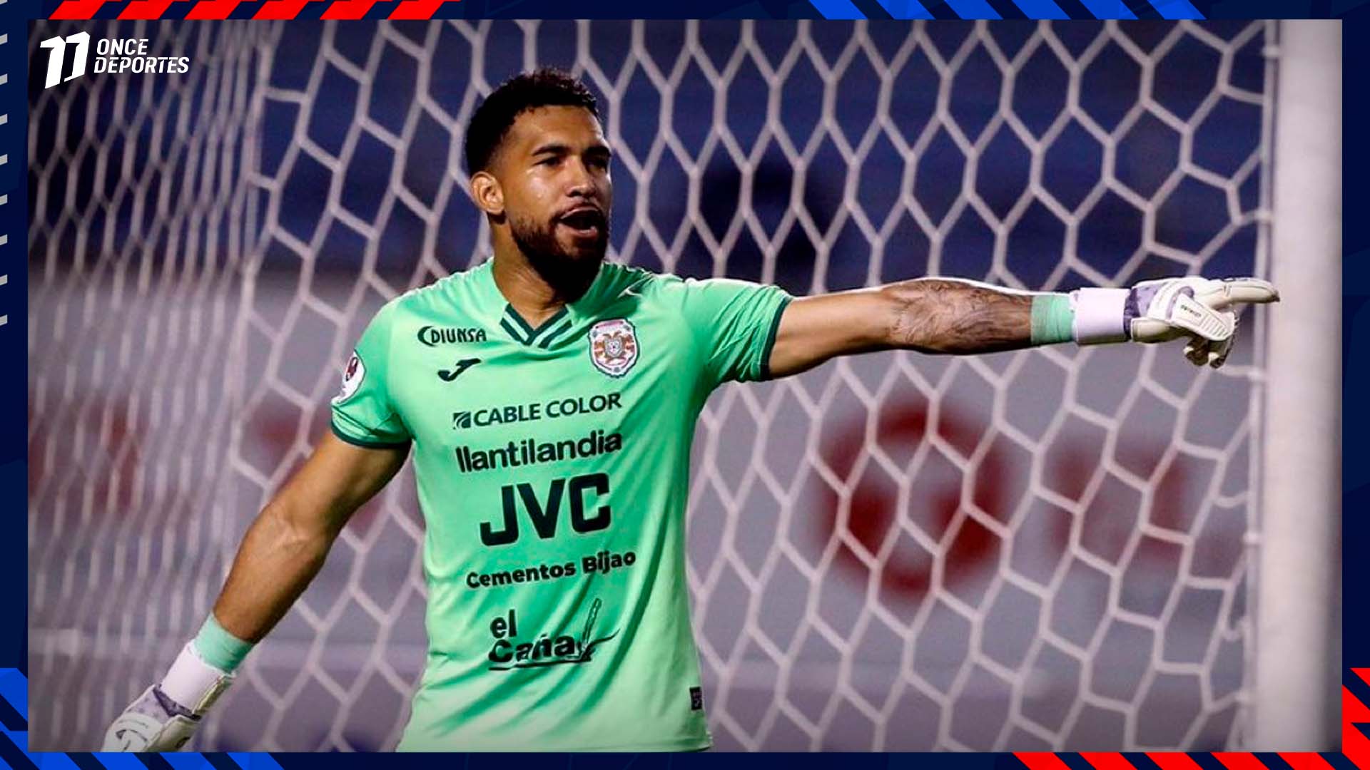 Atajadón de César Samudio a Jorge Benguché en Final Marathón vs Olimpia