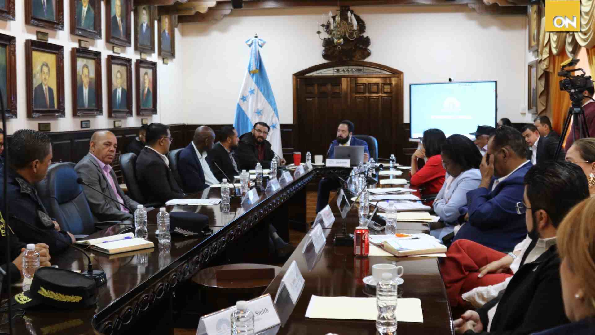 Calendario político: inicia la toma de posesión de alcaldes y diputados en Honduras